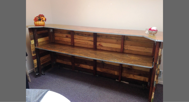 15032833_958599494245721_2639464007543040006_n Idea ทำร้านเก๋ ๆ ด้วยไม้พาเลท