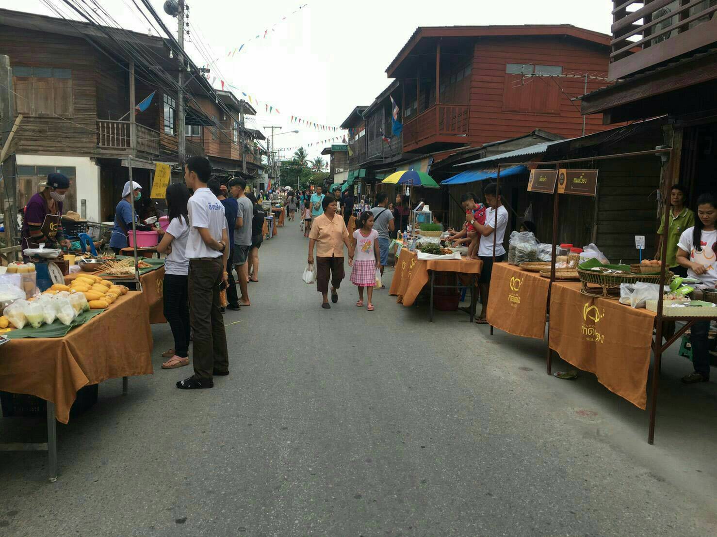 Image_f48ba1c กาดต้าตง อำเภอบ้านตาก ถนนคนเดินย้อนยุค
