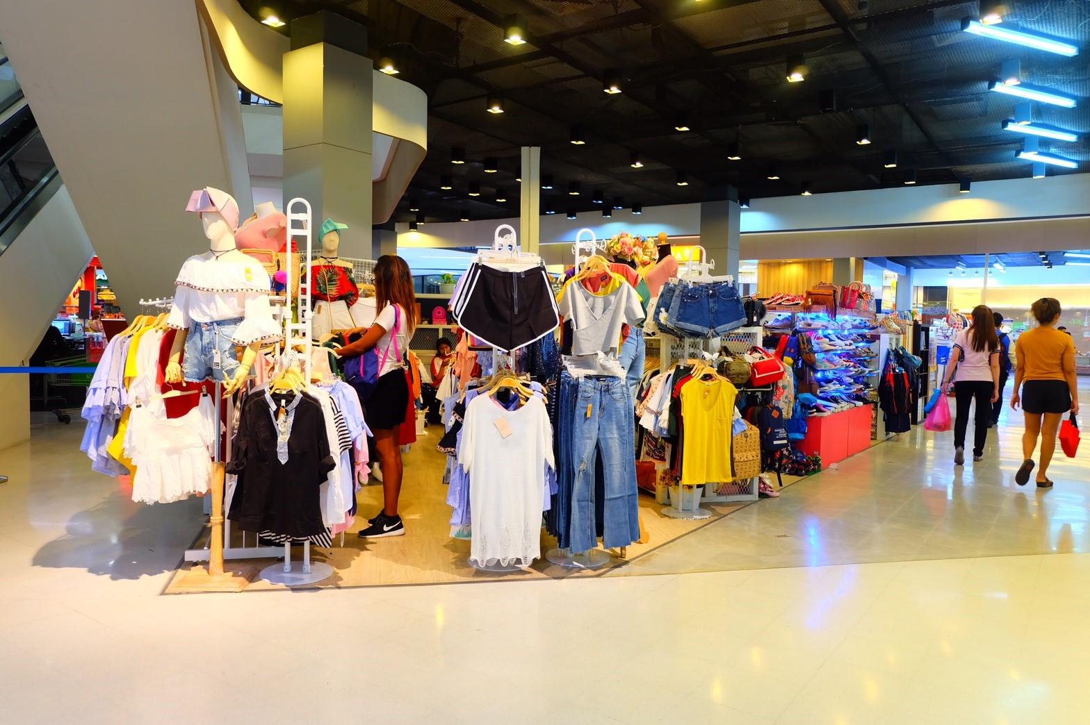 R_Square_Zone_4538 R-Square Robinson ฉะเชิงเทรา