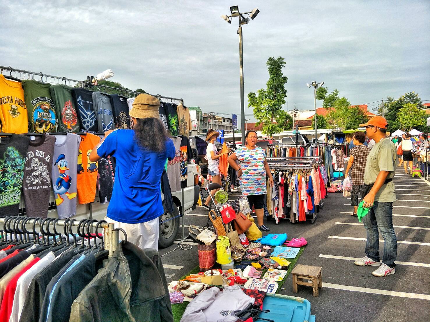 ทำเลค้าขาย-ตลาดอมร10 ตลาดอมร ทำเลขายของย่านลำลูกกา-สายไหม-ดอนเมือง