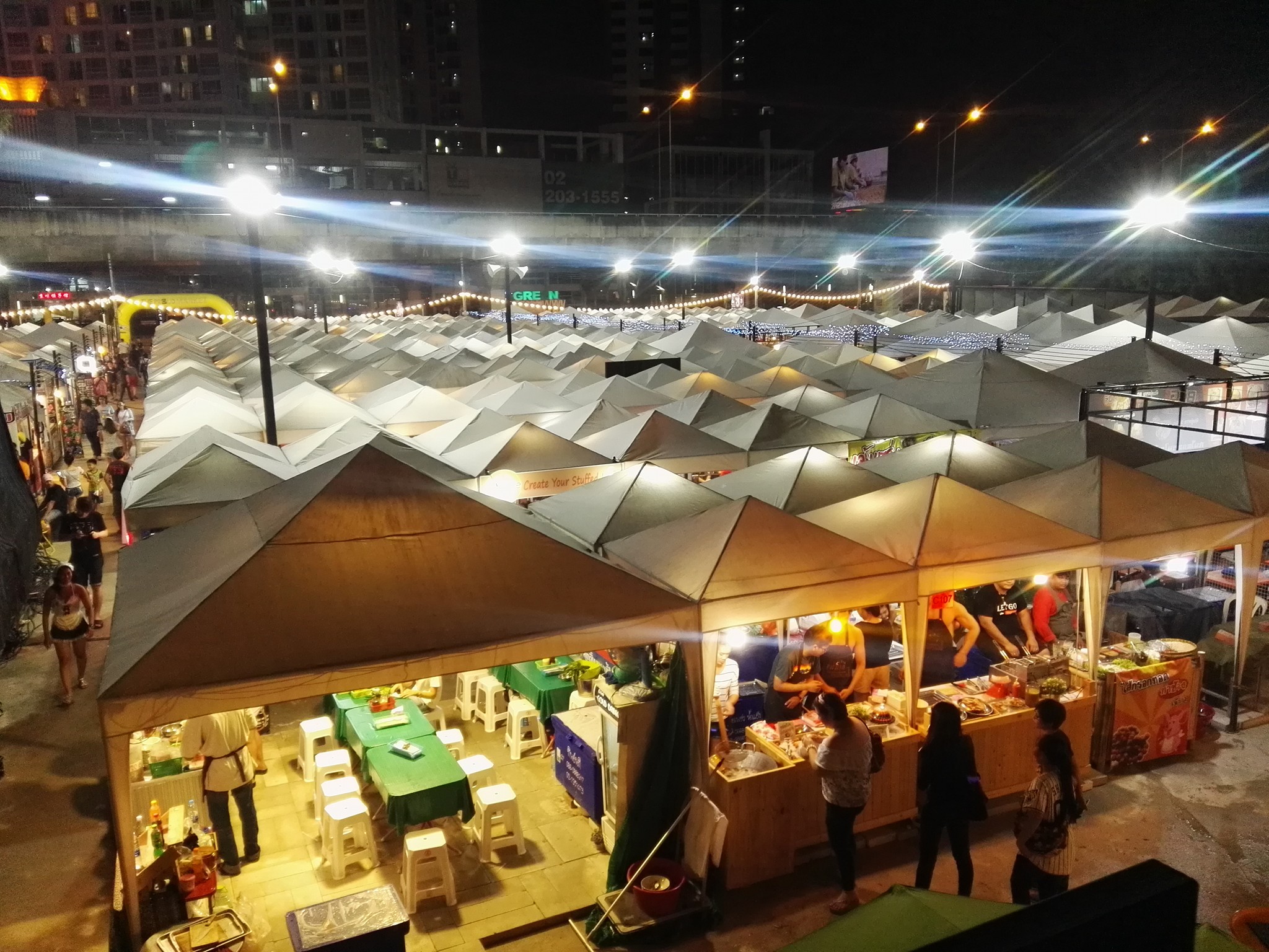 ทำเลค้าขาย-pround-market23 ตลาดเดอะพราวมาเก็ต RCA The Proud Market @RCA