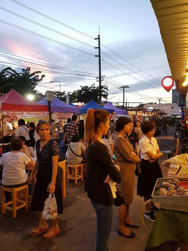 ทำเลค้าขาย-ตลาดนัดบางปะกอก12 ตลาดเปิดท้ายหน้าห้าง Big C บางปะกอก
