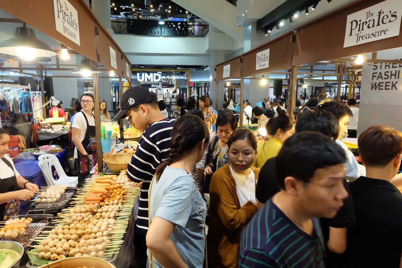 ทำเลค้าขาย-backyardmarket1 Back Yard  Market ณ ลานกิจกรรม ชั้น G ศูนย์การค้า ยูเนี่ยน มอลล์