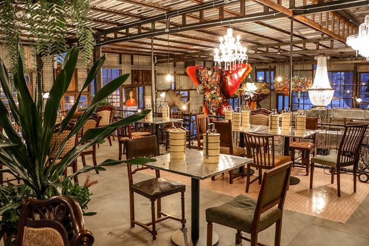 ทำเลค้าขาย-ช่างชุ่ย7 ช่างชุ่ย ขยายบ้านรับร้านค้าเพิ่ม บนทำเลดีที่สุด สวยที่สุด โดดเด่นที่สุด
