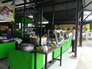919162e9-2e37-4b6f-bce0-c51015366f07-300x225 เปิดรับร้านค้าด่วน ติดถนนใหญ่  รังสิตคลอง 4