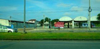 ขายฟรี 3 เดือน ตลาดรวมเจริญ ปากซอยหทัยราษฏร์ 37