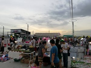 ตลาดนัดจัมโบ้13-300x225 ตลาดนัดจัมโบ้13