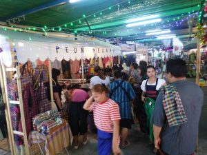 ตลาดคลองขุดเจ้าเมือง05-300x225 ตลาดคลองขุดเจ้าเมือง05