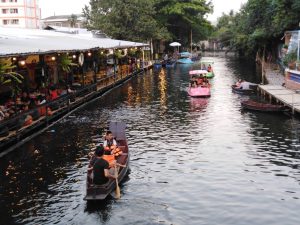 ตลาดคลองขุดเจ้าเมือง06-300x225 ตลาดคลองขุดเจ้าเมือง06