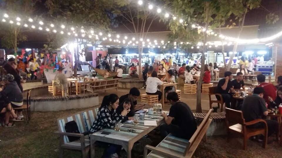 ศูนย์อาหารทิวสน4 ทิวสน วินเทจ ฟู๊ดเซ็นเตอร์