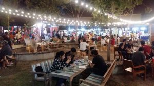 ศูนย์อาหารทิวสน4-300x169 ศูนย์อาหารทิวสน4