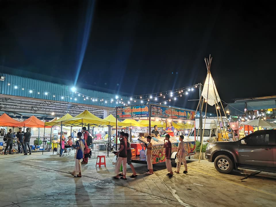 ตลาดArtmarket06-1 ตลาด Art market เปิดรับร้านค้าขายฟรี