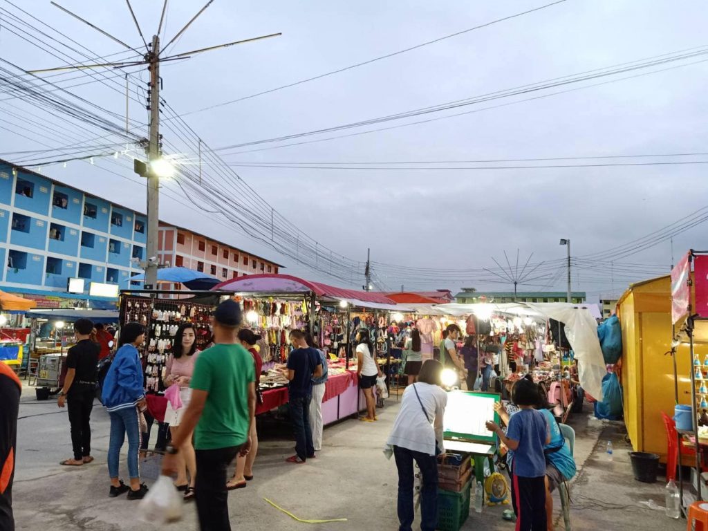 ตลาดทรัพย์อรุณ-1024x768 รุ่งอรุณ - ตลาดนัดวัดศรี รับพ่อค้าแม่ค้า