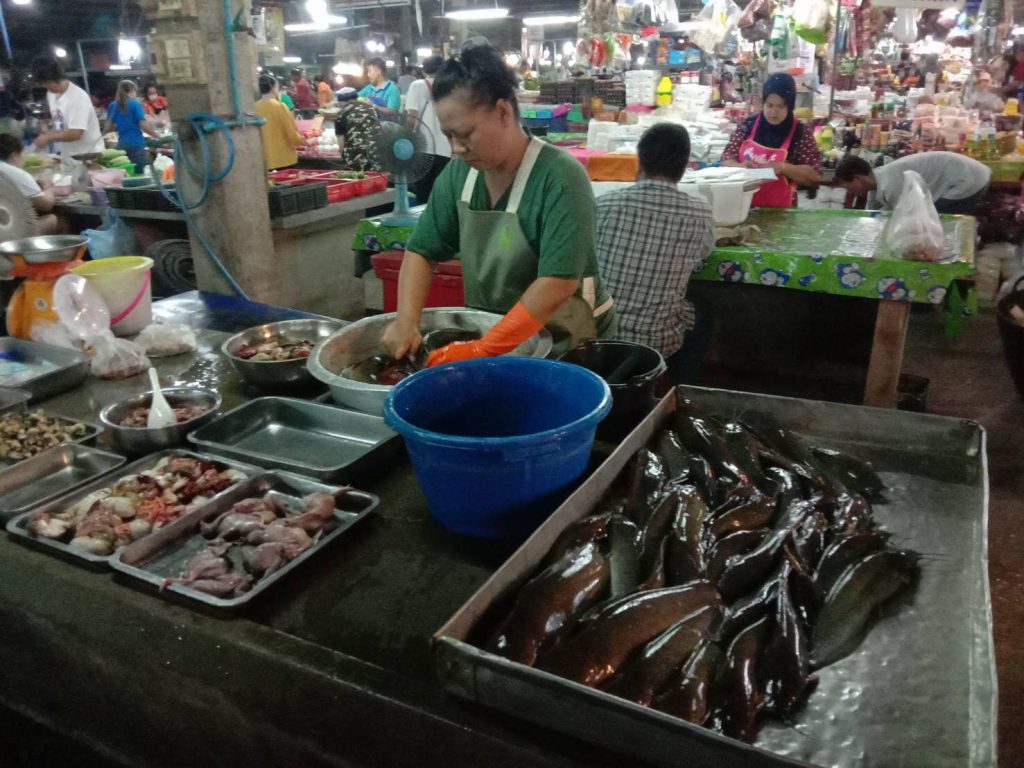 ตลาดทรัพย์อรุณ12-1024x768 รุ่งอรุณ - ตลาดนัดวัดศรี รับพ่อค้าแม่ค้า