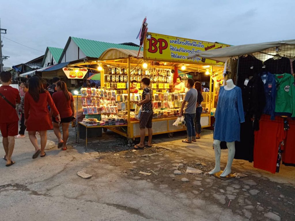 ตลาดทรัพย์อรุณ3-1024x768 รุ่งอรุณ - ตลาดนัดวัดศรี รับพ่อค้าแม่ค้า