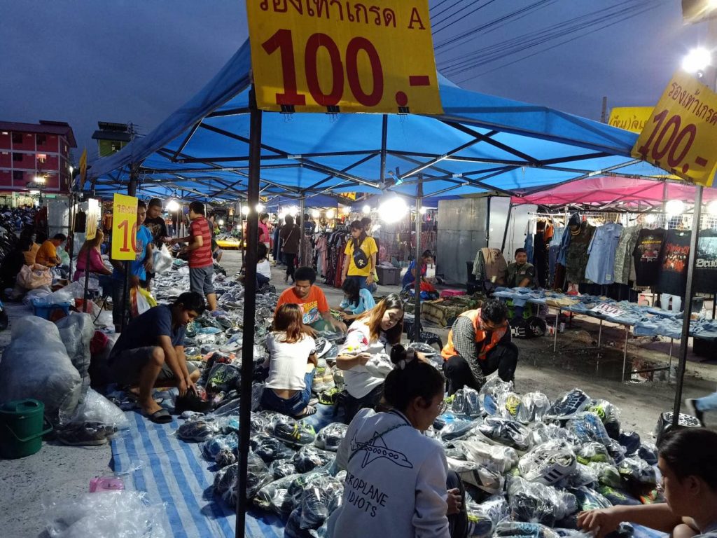 ตลาดทรัพย์อรุณ7-1024x768 รุ่งอรุณ - ตลาดนัดวัดศรี รับพ่อค้าแม่ค้า