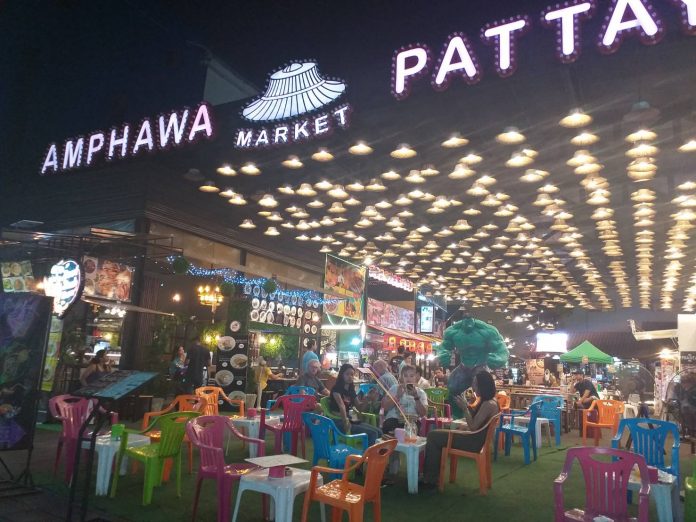 ตลาดอัมพวาพัทยา02