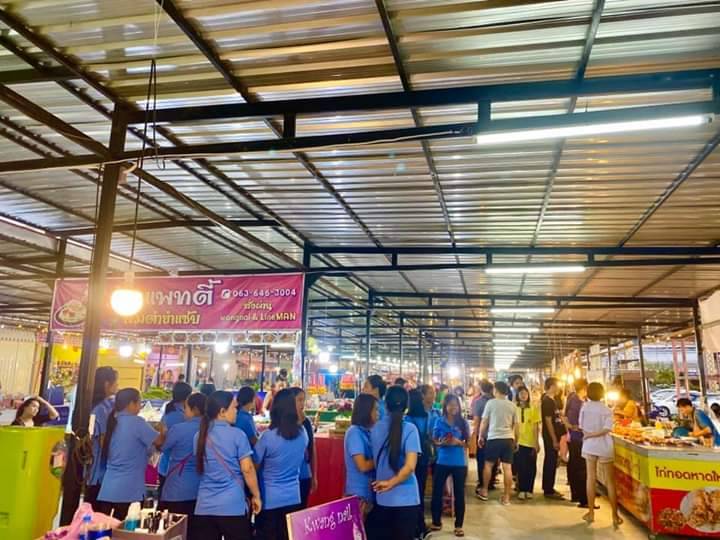 ถนนคนเดินสายสี่01 ตลาดคนเดินสาย 4 ปากซอยกระทุ่มล้ม 11
