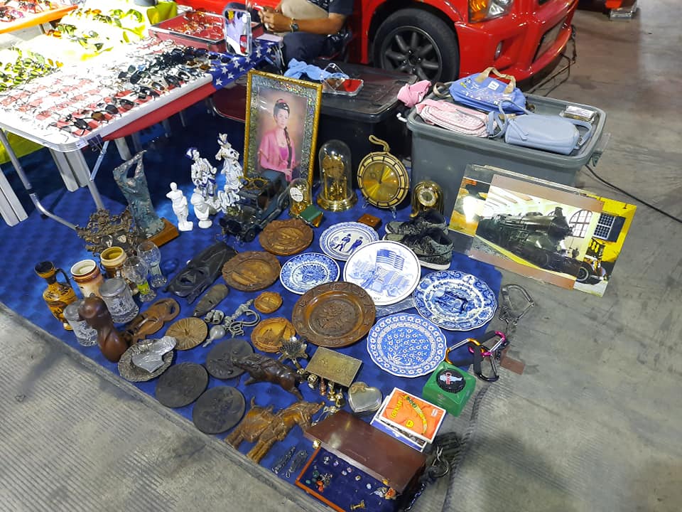 ตลาดนัดติดถนน03 ตลาดนัดติดถนน เทพารักษ์