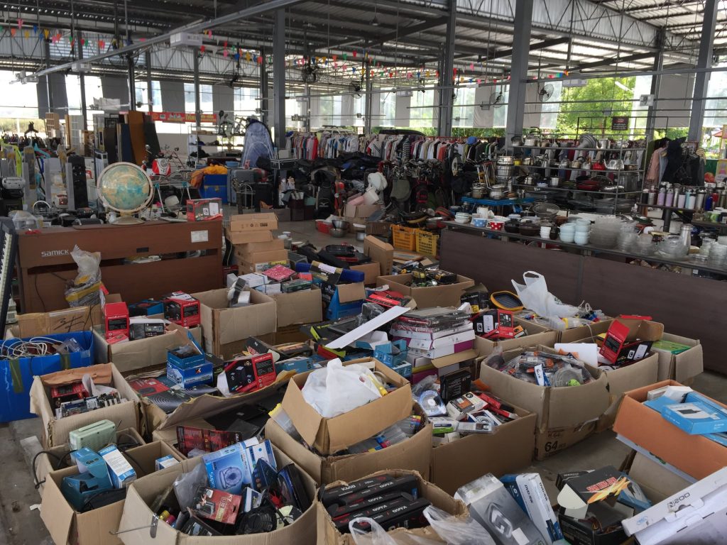 ตลาดเดินเล่น-หทัยราษรฏร์04-1024x768 ตลาดเดินเล่น สาขาหทัยราษฏร์ เปิดร้านค้า ขายฟรี 3 เดือน