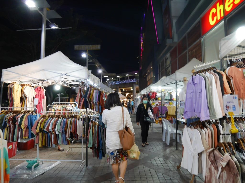 เซ็นจูรี่16-1024x768 ตลาดเซ็นจูรี่ เดอะมูฟวี่ พลาซ่า สาขาอนุสาวรีย์ เปิดจองพื้นที่